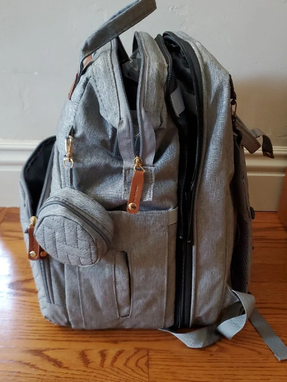 N/A stylish gray